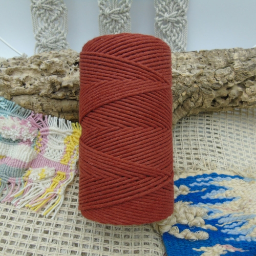 Single strand cotton 2mm - Red amber